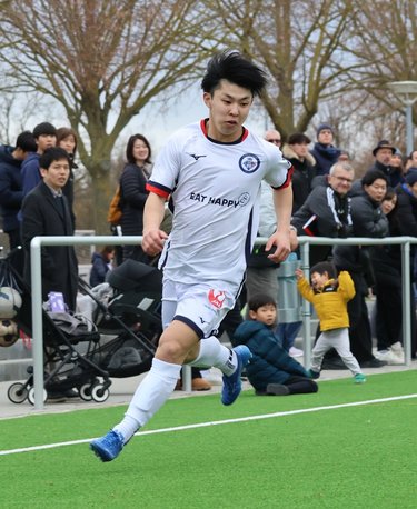 岡崎慎司「監督だけではない」貢献、ドイツで奮闘する日本人創設クラブ