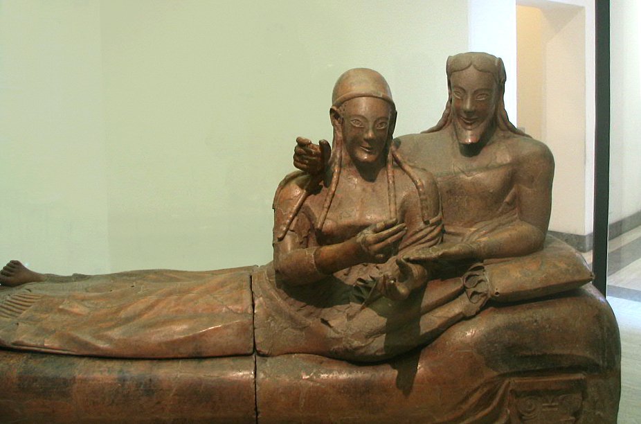 古代ローマ美術の本質とは？基盤となったエトルリア、ギリシャ美術を